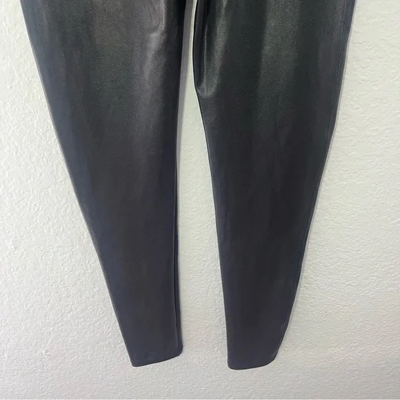 Spanx Faux Leather Leggings 2437Q Size XL - Picture 9 of 11
